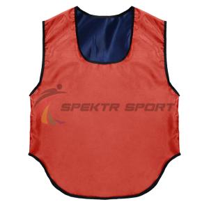 Купить Манишка футбольная двусторонняя Spektr Sport красно-синяя р. 36-40 в Воронеже 